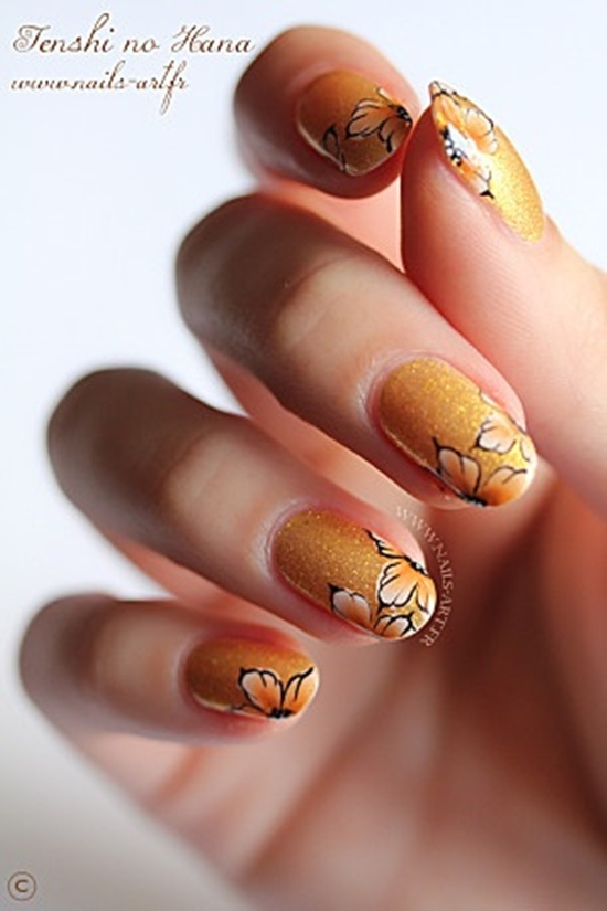 golden gliter nail art (2)