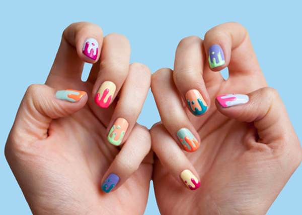 13220516-neon-nail-designs