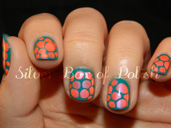 27220516-neon-nail-designs