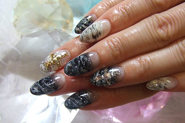 water-marble-nails-02071622