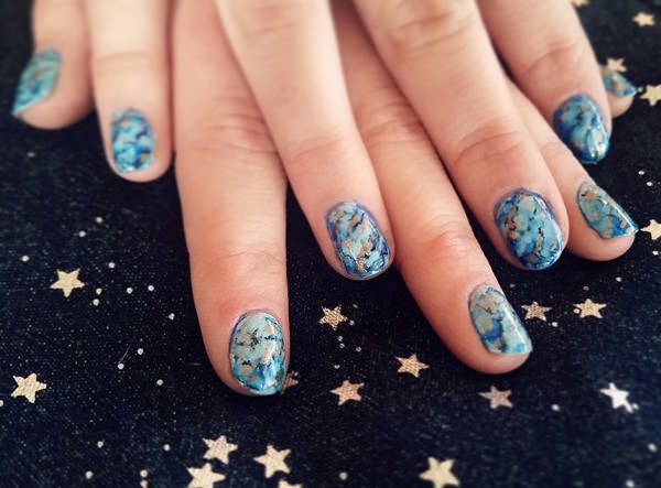 water-marble-nails-02071647