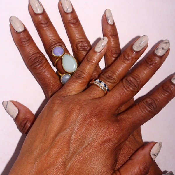water-marble-nails-02071655