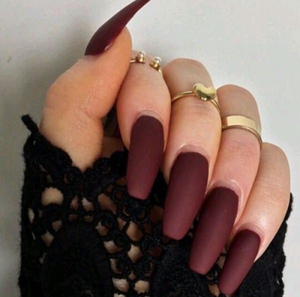 16110816burgundy-nails